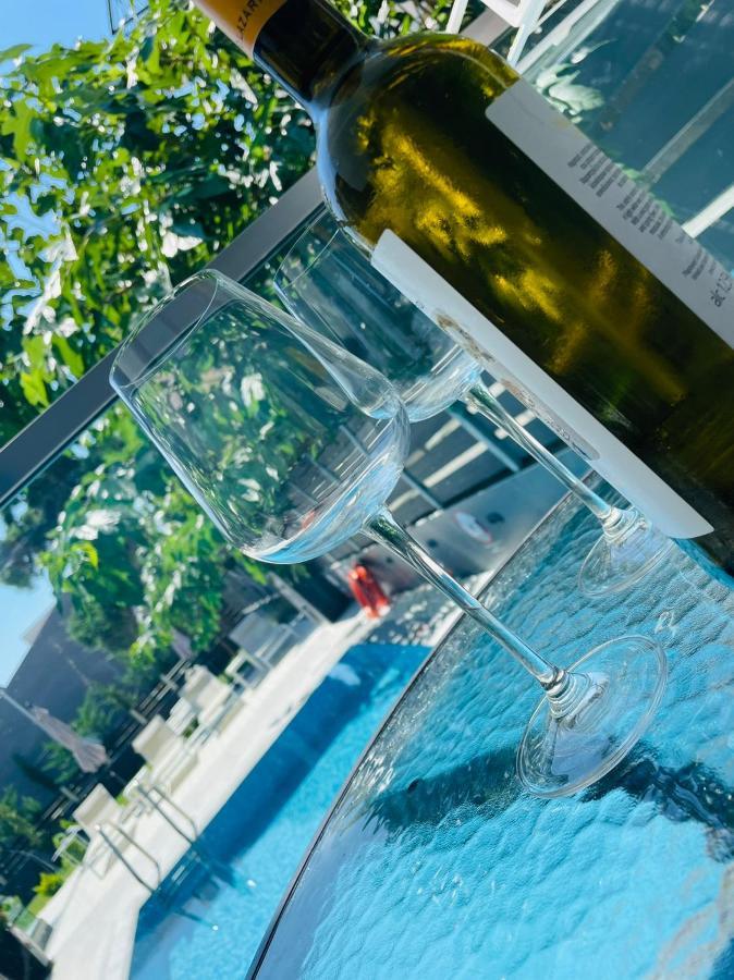 Luxsuites Офриніо Екстер'єр фото